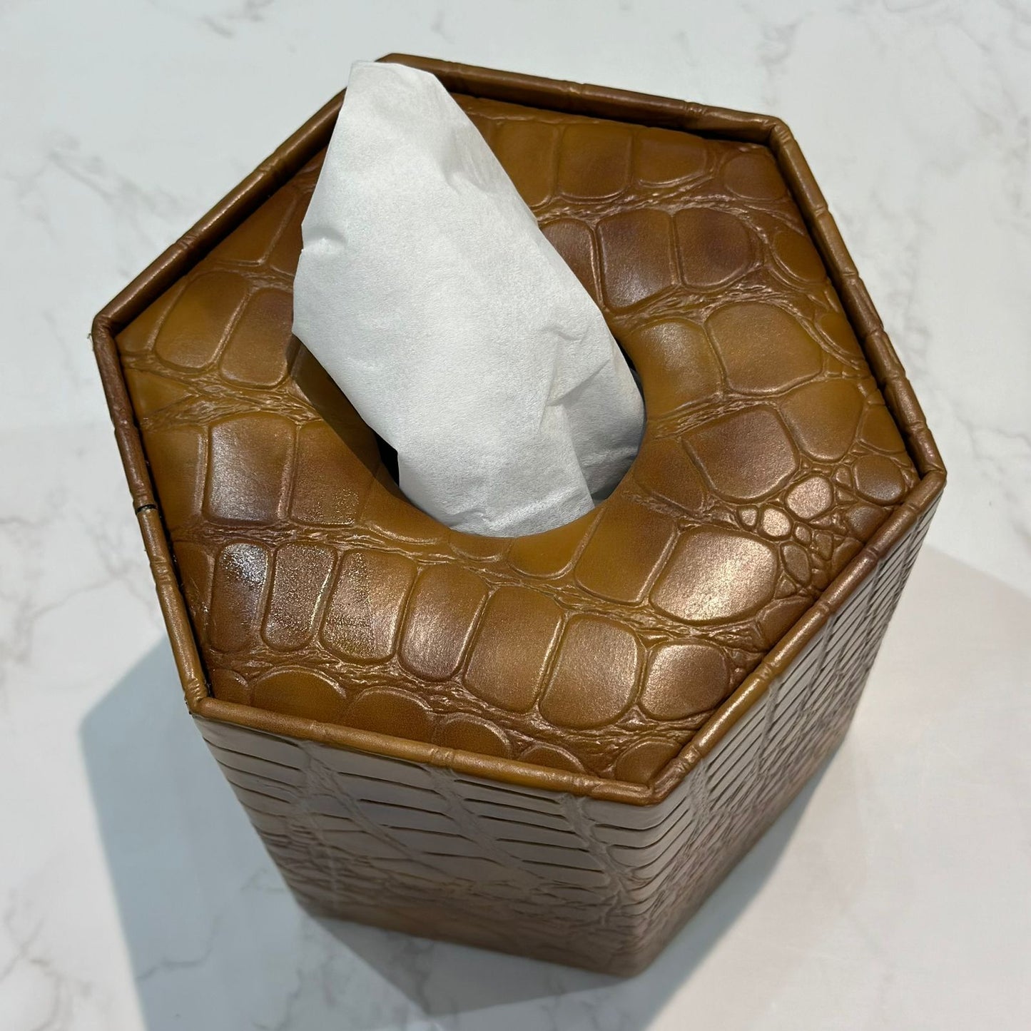 Leather Tissue Box Round -D2