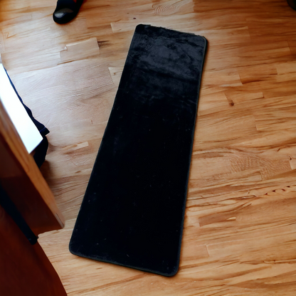 Silky Floor Mat -Black (60*180)