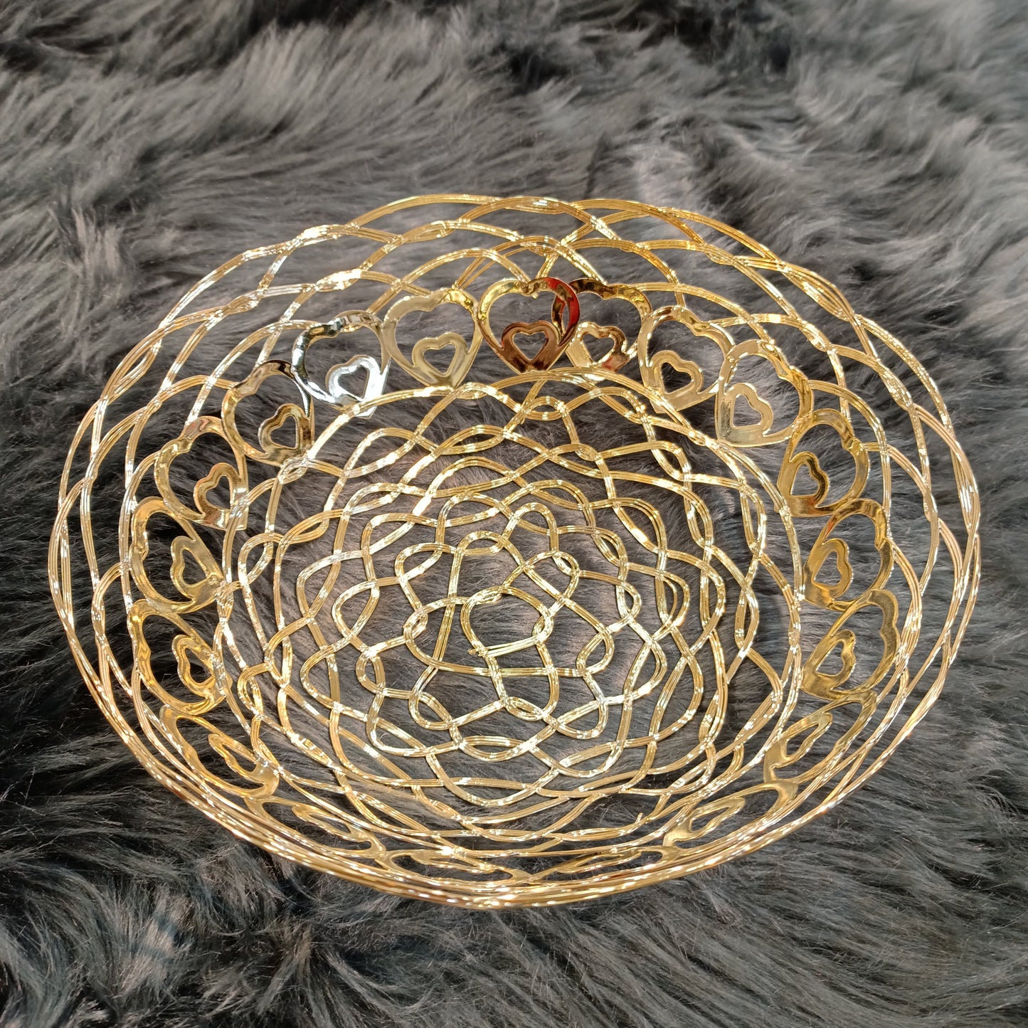 Golden Fruit Serving Bowl - Round (Medium)