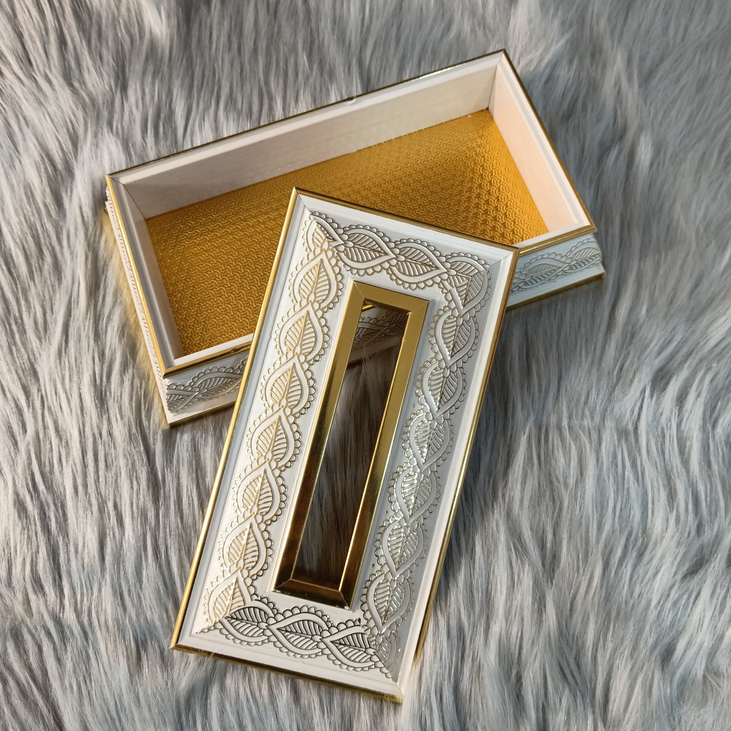 Tissue Box White&Golden