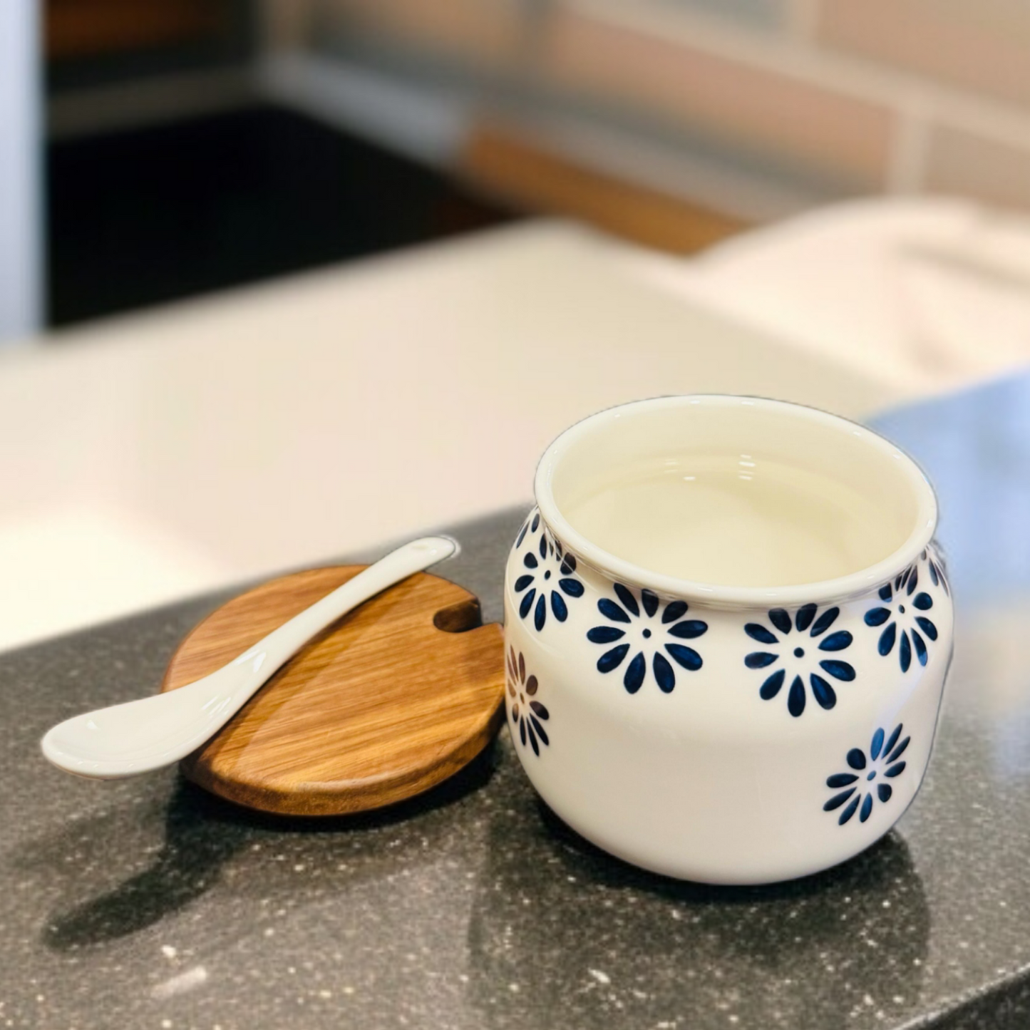 Single Pc Wooden Lid Sugar Pot-D1