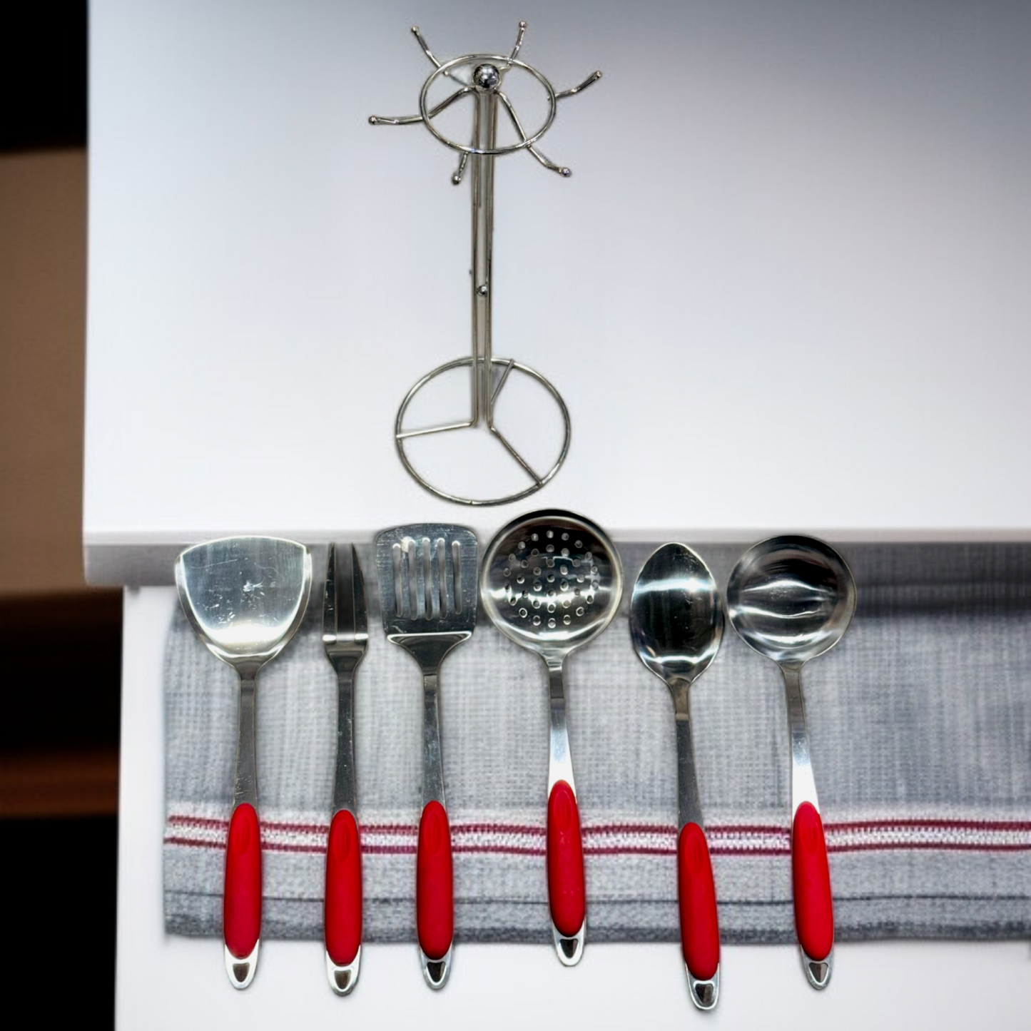 7 Pcs Stainless Steel Kitchen Set (Silicone Handle)