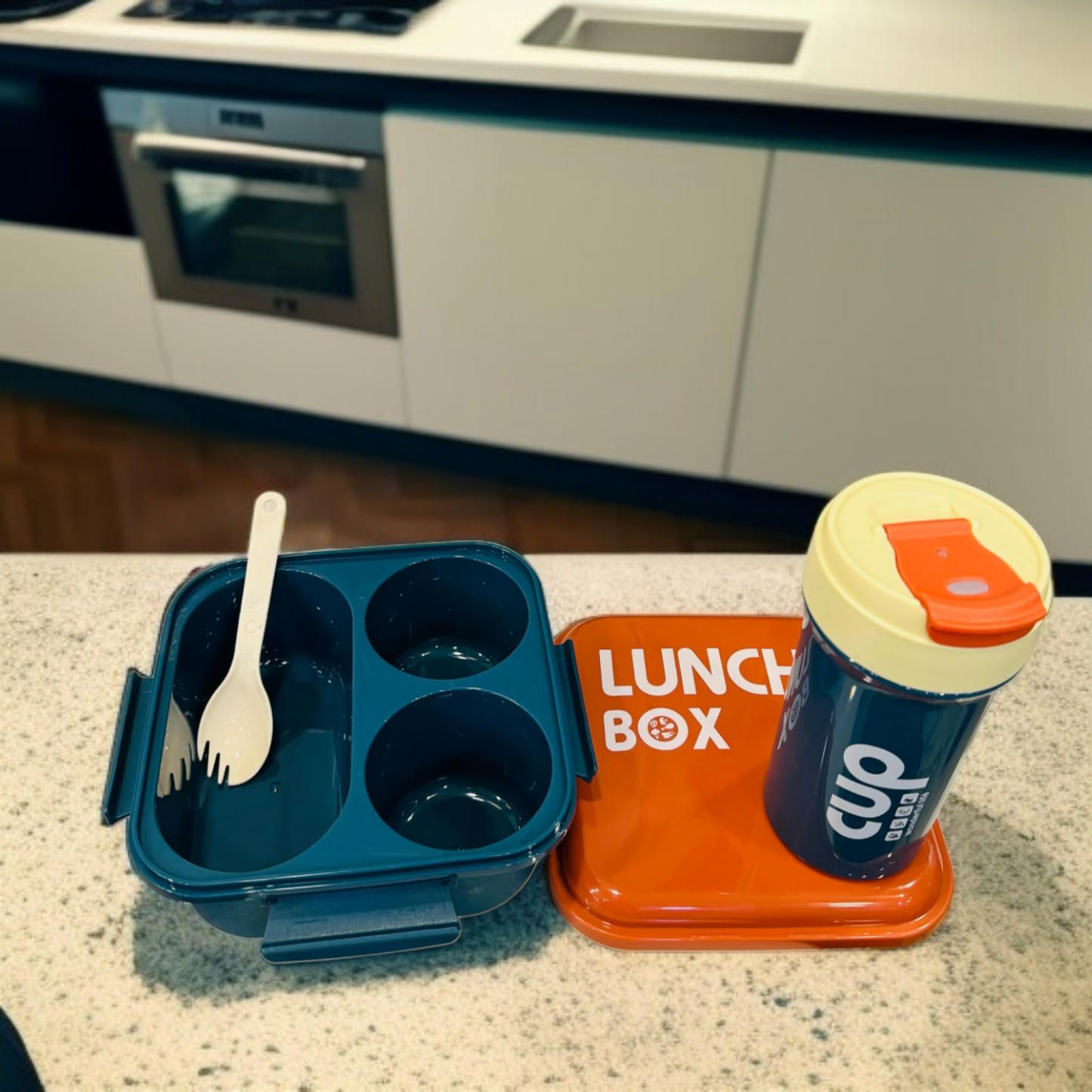 LunchBox with Bottle -Green