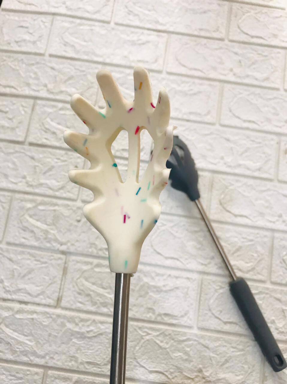 Silicon Spaghettis, Noddle's Spatula