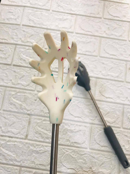 Silicon Spaghettis, Noddle's Spatula