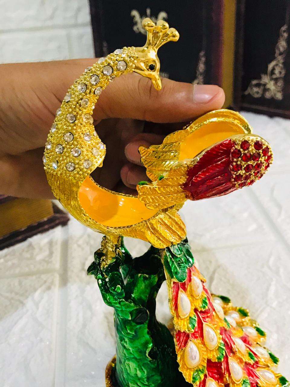 Pecock Figurines For jewelry Storage Medium