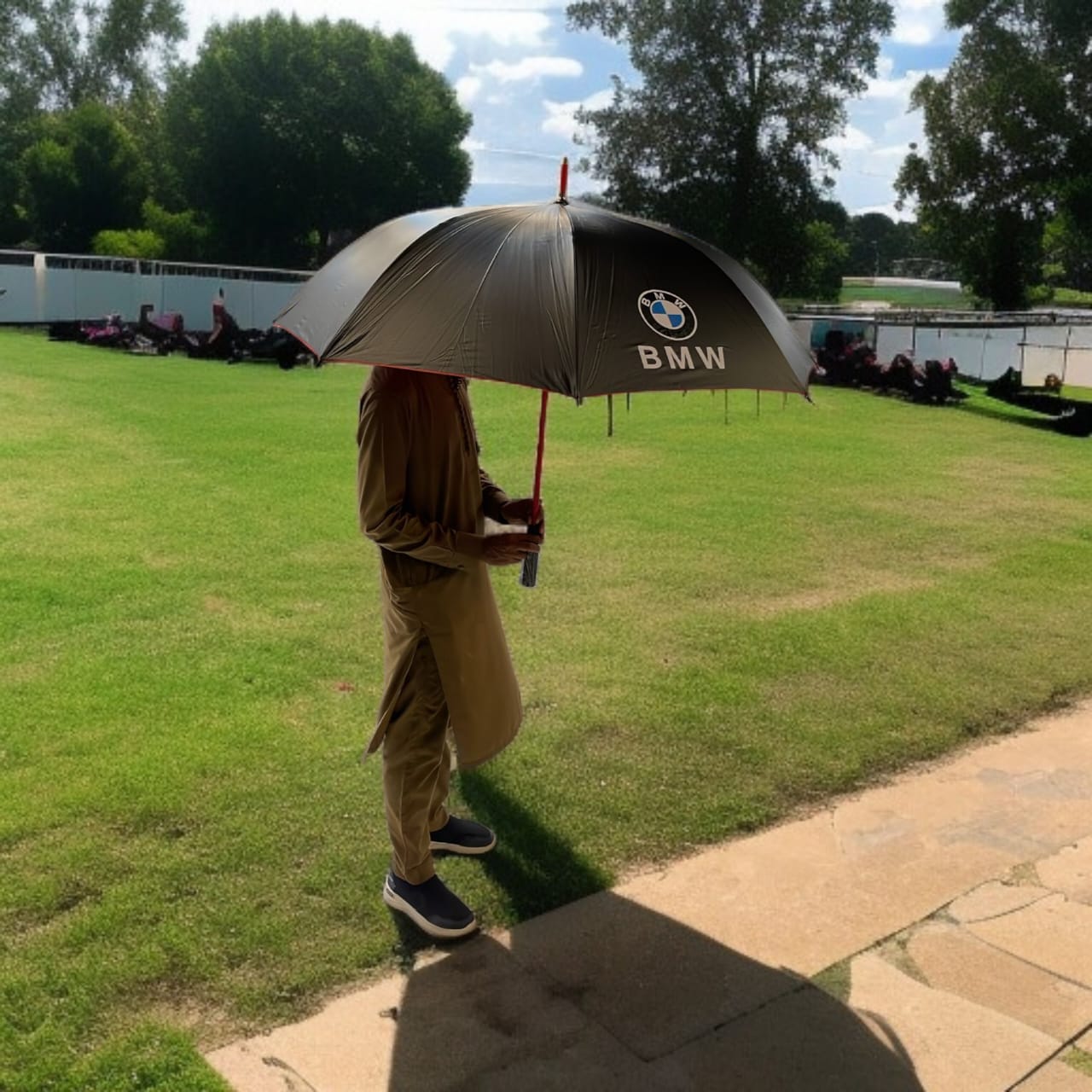 1 PC Foldable Travel Windproof Umbrella (BMW)