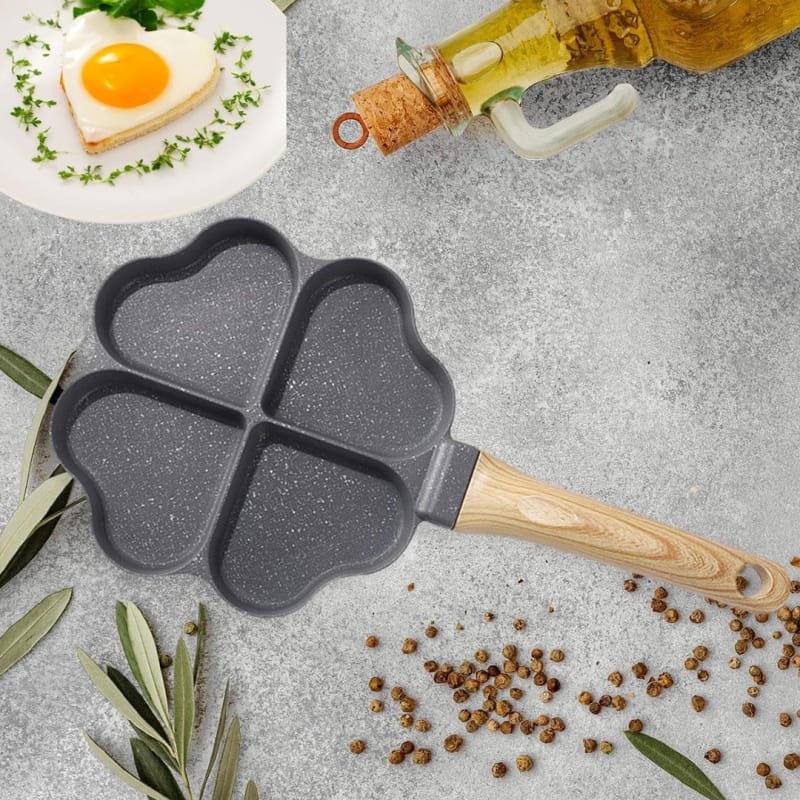 4 Slot Non Stick  Frying Pan(Heart shape)